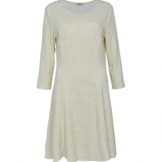 Beige jurk met structuur